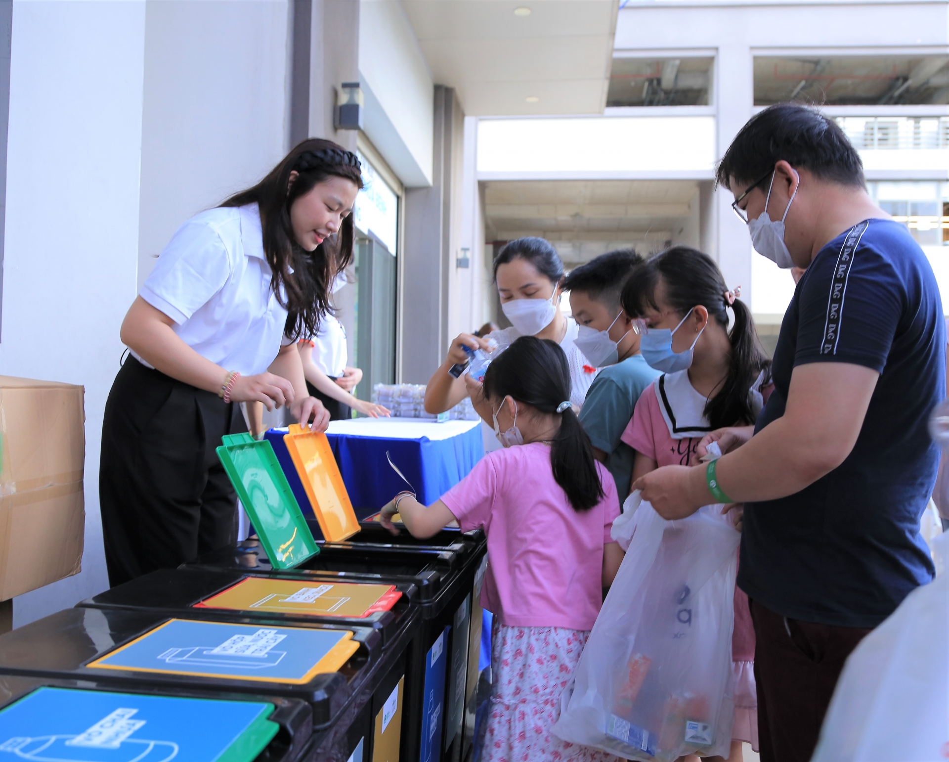 “Trung thu yêu thương – Bảo vệ môi trường” lan tỏa đến 500 trẻ em và gia đình