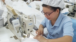 Công nhân rất cần vay vốn để trang trải cuộc sống