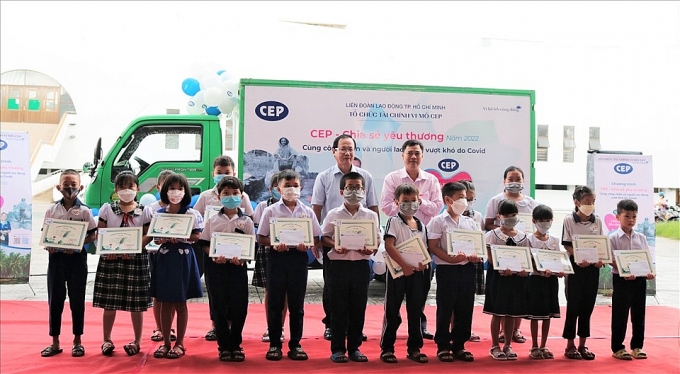 Hỗ trợ công nhân vay vốn Hỗ trợ công nhân vay vốn