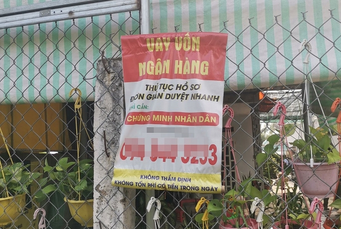 Hỗ trợ người lao động ứng phó với “tín dụng đen”