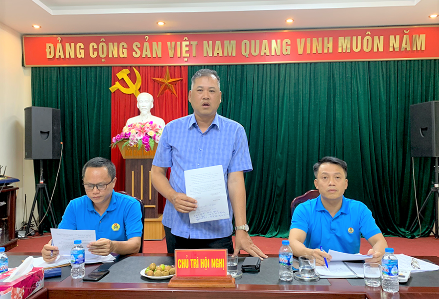 Vay tín dụng đen: Công nhân ám ảnh, người bị liên quan muộn phiền Vay tín dụng đen: Công nhân ám ảnh, người bị liên quan muộn phiền