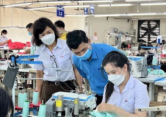 Quyết tâm đạt 6.407 sáng kiến giai đoạn 2 “Chương trình 01 triệu sáng kiến” Quyết tâm đạt 6.407 sáng kiến giai đoạn 2 “Chương trình 01 triệu sáng kiến”