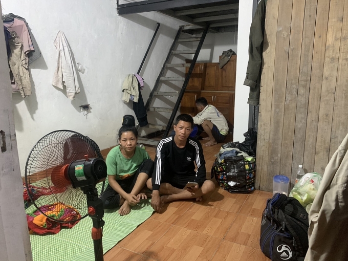 Tăng ca và những nỗi niềm của công nhân nữ