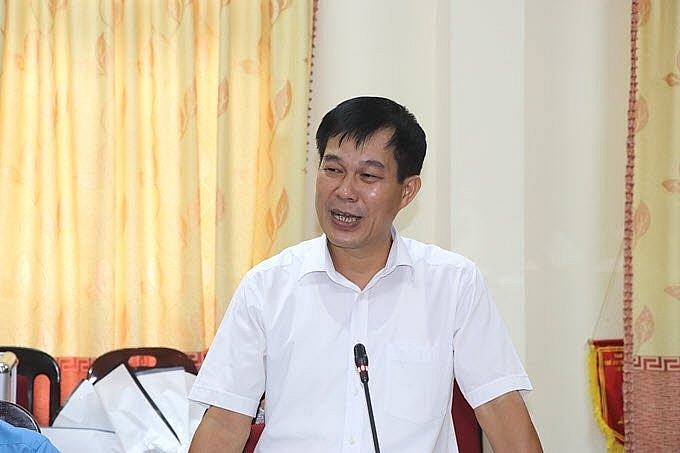 Đồng chí Vi Hồng Dương phát biểu nhận nhiệm vụ mới (nguồn: LĐLĐ tỉnh Bắc Kạn) Đồng chí Vi Hồng Dương phát biểu nhận nhiệm vụ mới (nguồn: LĐLĐ tỉnh Bắc Kạn)