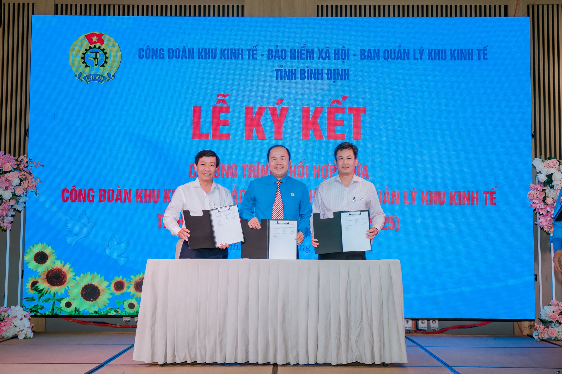 Công đoàn KKT tỉnh Bình Định: Dấu ấn 20 năm thành lập Công đoàn KKT tỉnh Bình Định: Dấu ấn 20 năm thành lập