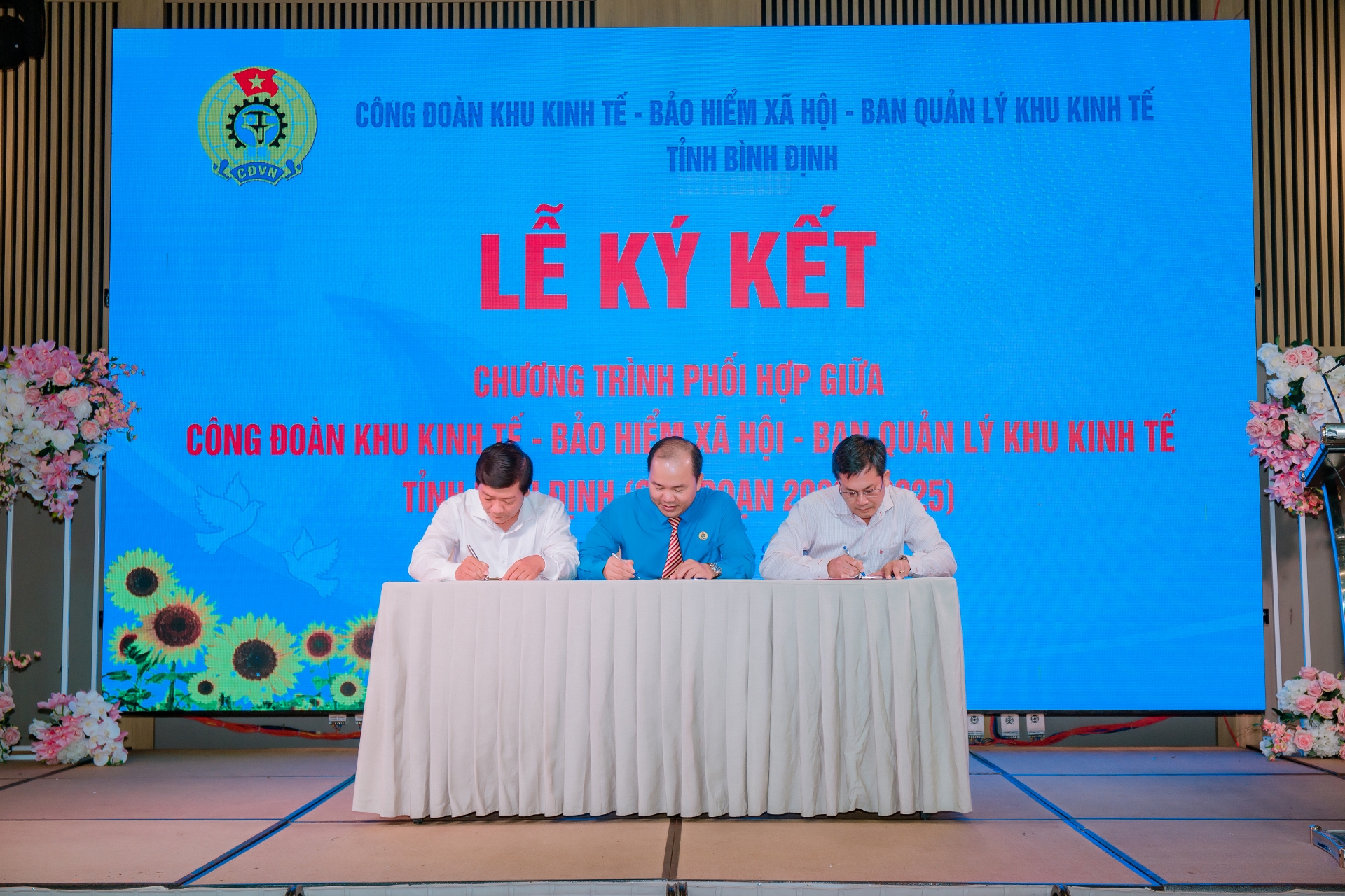 Công đoàn KKT tỉnh Bình Định: Dấu ấn 20 năm thành lập Công đoàn KKT tỉnh Bình Định: Dấu ấn 20 năm thành lập