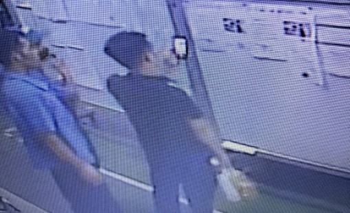 Sau vụ “trát sa thải” kèm ảnh cây kéo cắt cổ, công nhân làm đơn kiến nghị Sau vụ “trát sa thải” kèm ảnh cây kéo cắt cổ, công nhân làm đơn kiến nghị