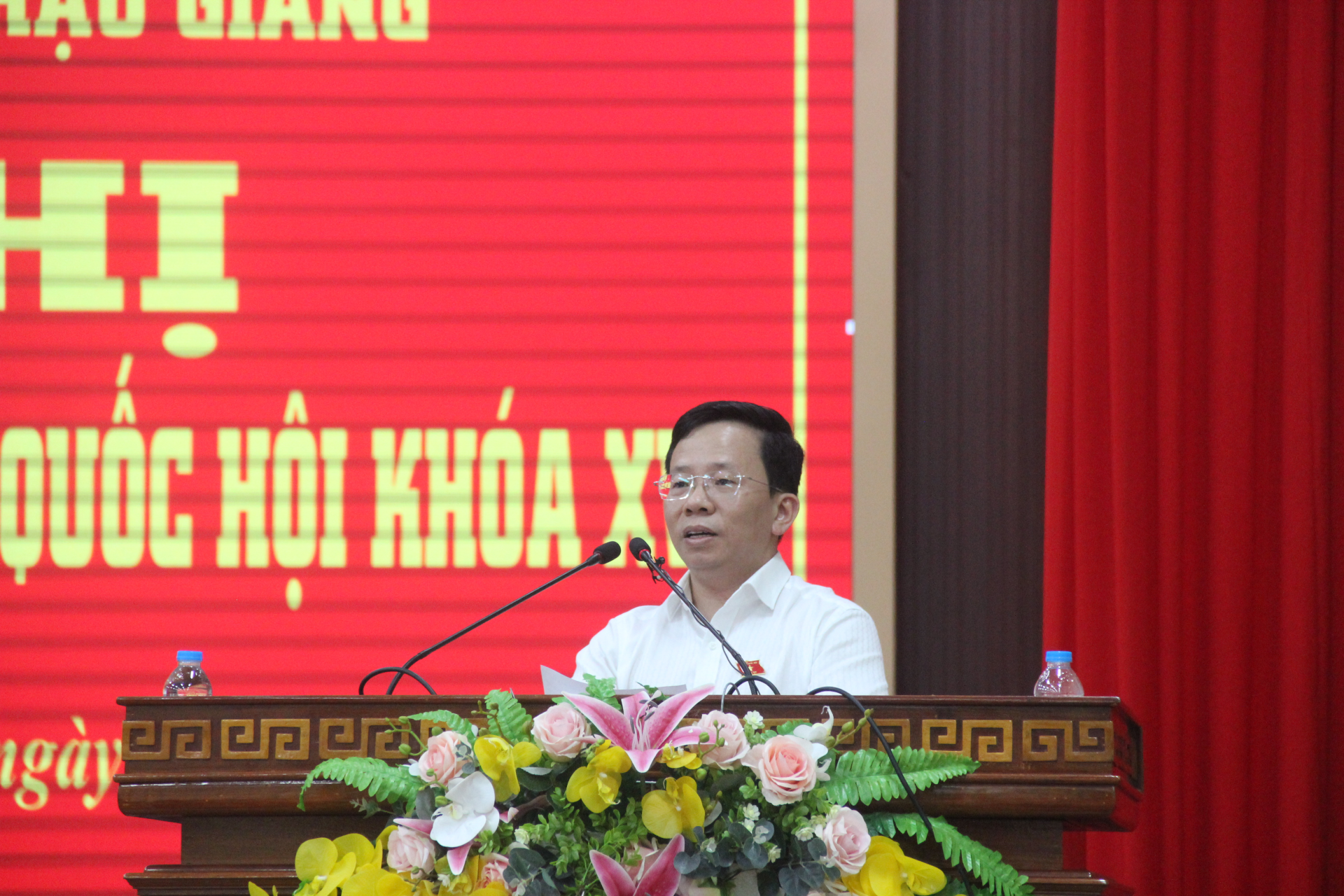 Đoàn đại biểu Quốc hội tỉnh tiếp xúc cử tri huyện Vị Thủy Đoàn đại biểu Quốc hội tỉnh tiếp xúc cử tri huyện Vị Thủy