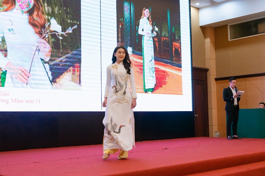 Lâm Đồng: 87 nữ đoàn viên tham gia Hội thi “Duyên dáng áo dài hoa” TP.Đà Lạt Lâm Đồng: 87 nữ đoàn viên tham gia Hội thi “Duyên dáng áo dài hoa” TP.Đà Lạt