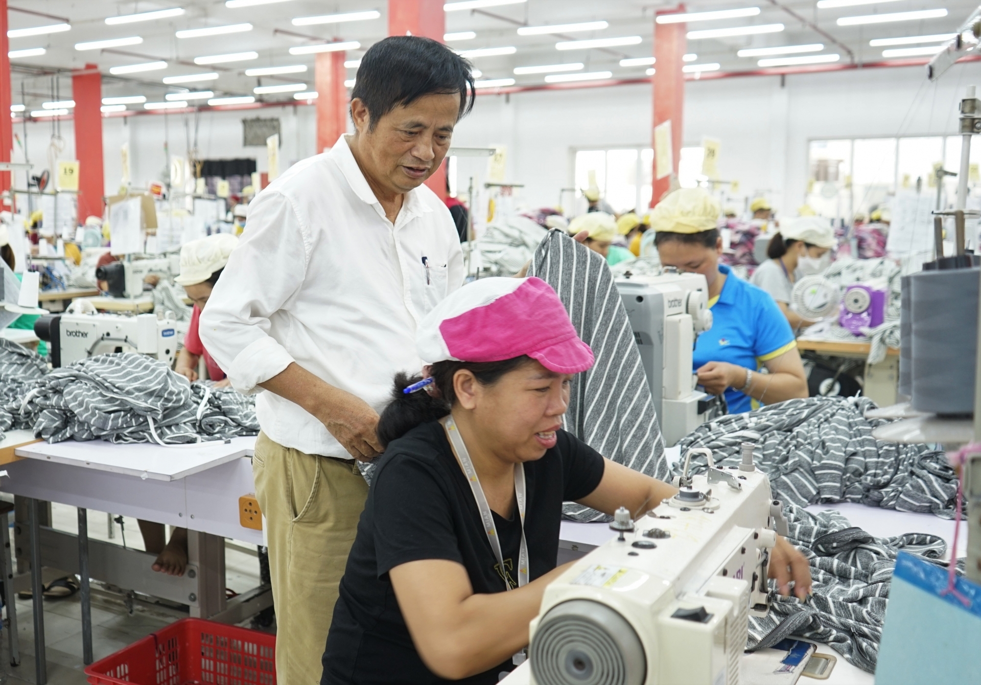 Nhận thức của doanh nghiệp: Yếu tố tiên quyết công tác thành lập tổ chức cơ sở đảng Nhận thức của doanh nghiệp: Yếu tố tiên quyết công tác thành lập tổ chức cơ sở đảng