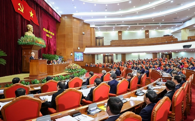 Công tác cán bộ: Nhìn từ tương quan giữa chính sách, pháp luật và thực tiễn