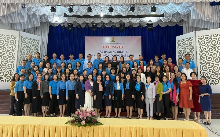 Đổi mới để nâng cao hiệu quả hoạt động nữ công công đoàn các cấp