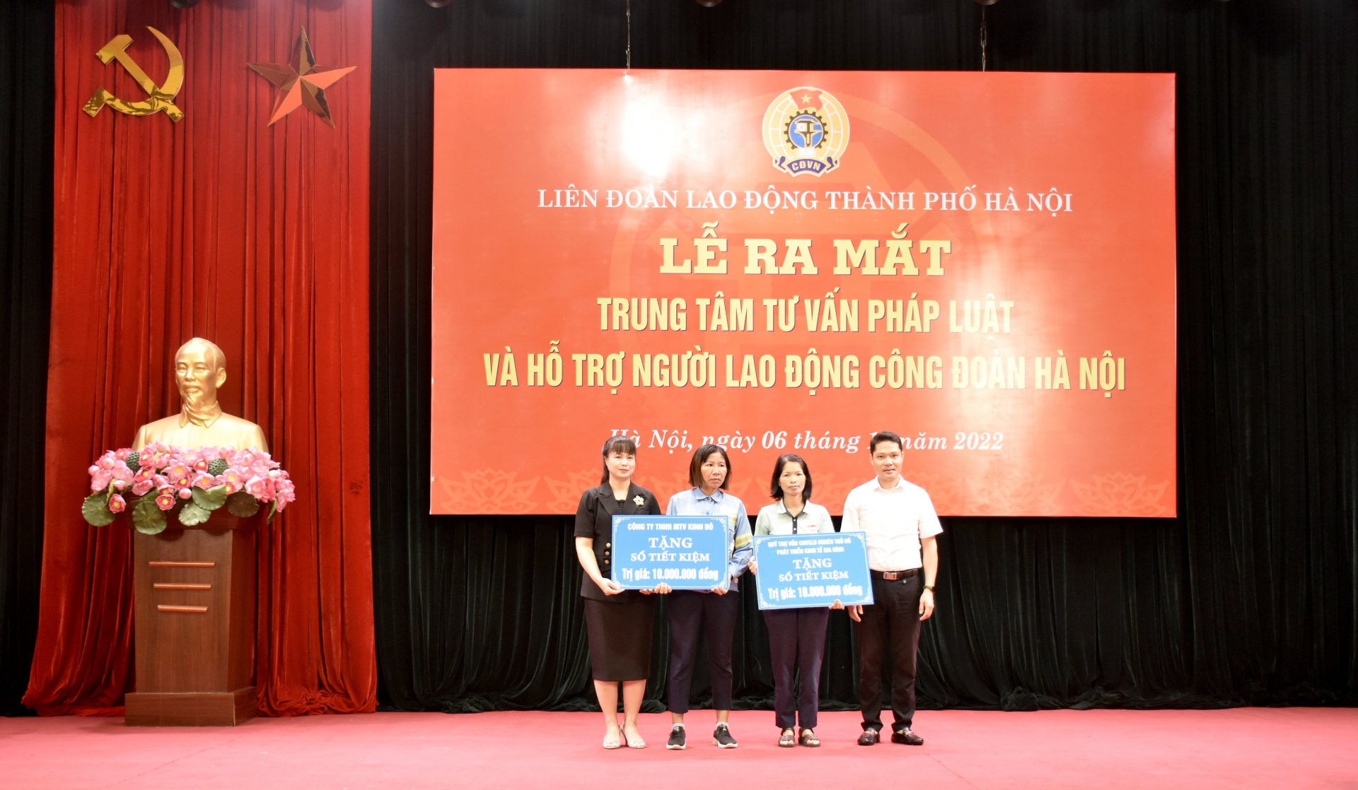 Liên đoàn Lao động TP Hà Nội: Đẩy mạnh tuyên truyền và hỗ trợ pháp lý cho NLĐ Liên đoàn Lao động TP Hà Nội: Đẩy mạnh tuyên truyền và hỗ trợ pháp lý cho NLĐ