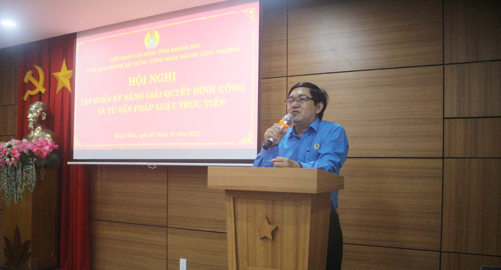 Khánh Hòa: Tổ chức tư vấn pháp luật cho đoàn viên, người lao động Khánh Hòa: Tổ chức tư vấn pháp luật cho đoàn viên, người lao động