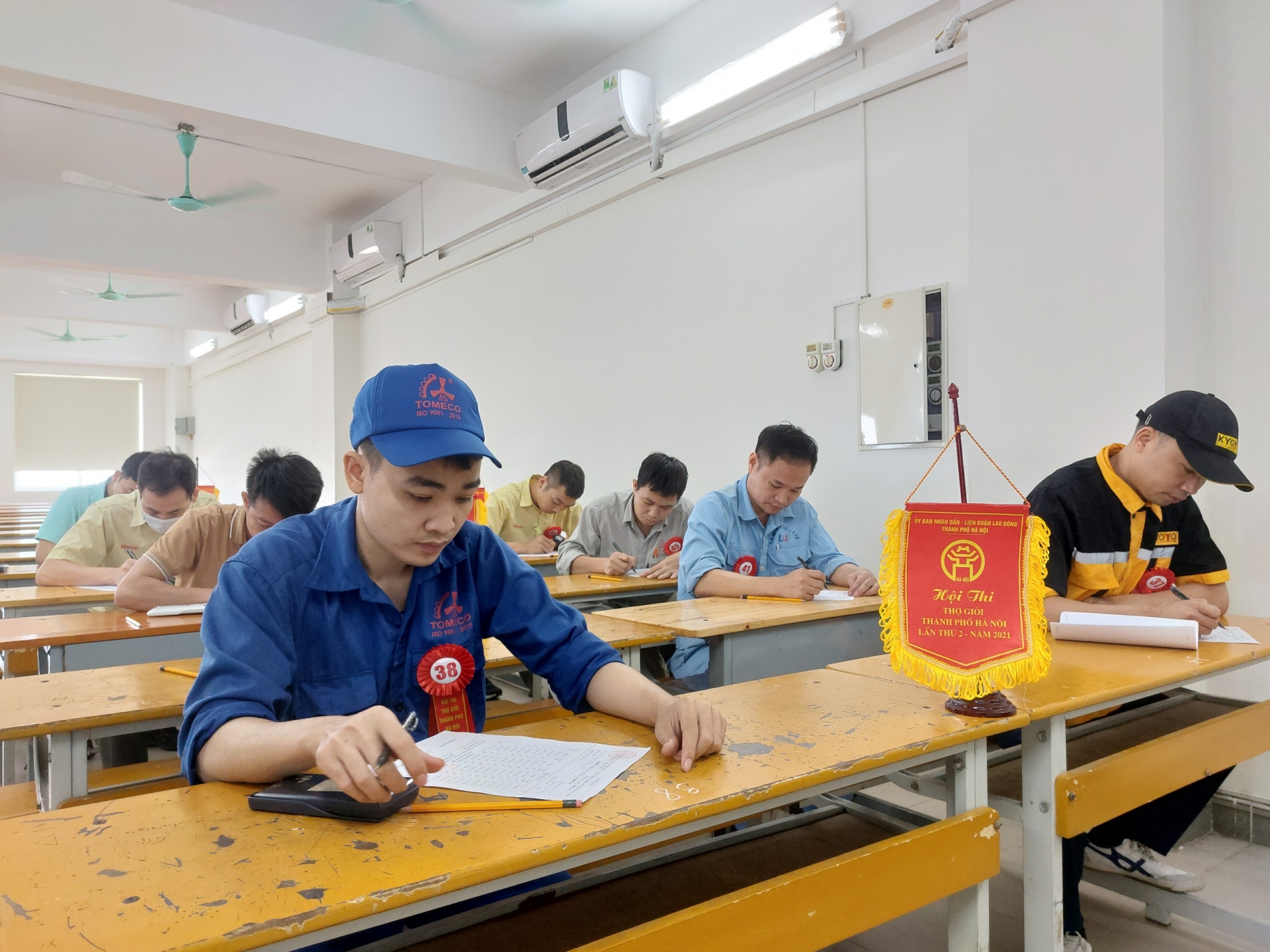 Hơn 260 công nhân, lao động tham gia Hội thi Thợ giỏi TP. Hà Nội lần thứ 2 Hơn 260 công nhân, lao động tham gia Hội thi Thợ giỏi TP. Hà Nội lần thứ 2