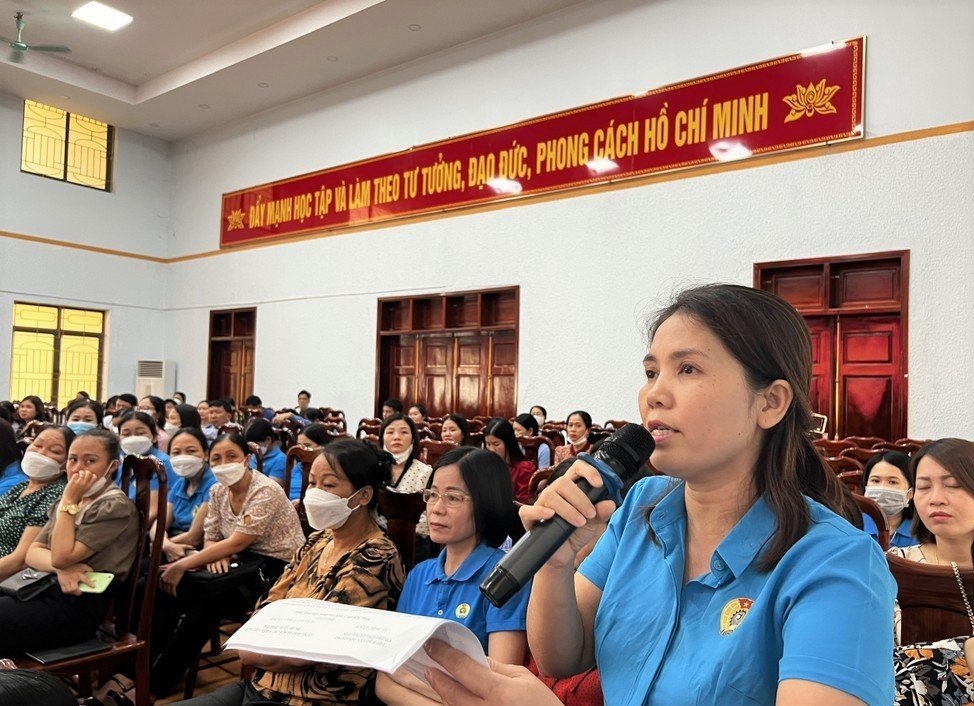 Đưa Đảng đến với công nhân lao động và doanh nghiệp - Vai trò của cả hệ thống chính trị