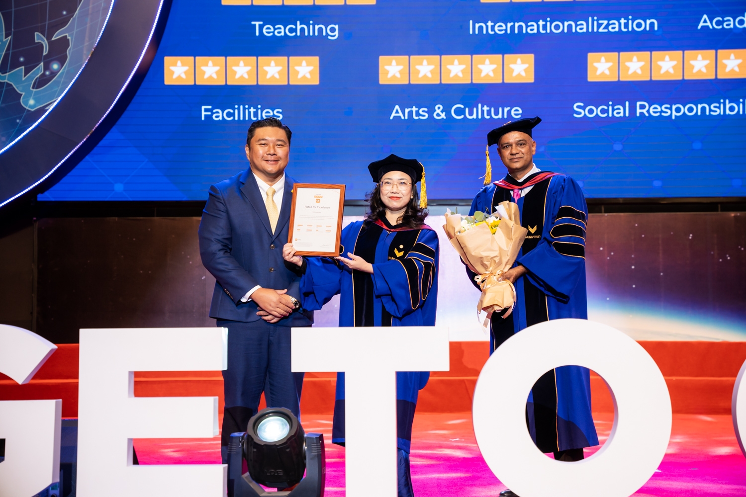 VinUni là đại học trẻ nhất Châu Á - Thái Bình Dương đạt 7 tiêu chí QS 5 sao VinUni là đại học trẻ nhất Châu Á - Thái Bình Dương đạt 7 tiêu chí QS 5 sao