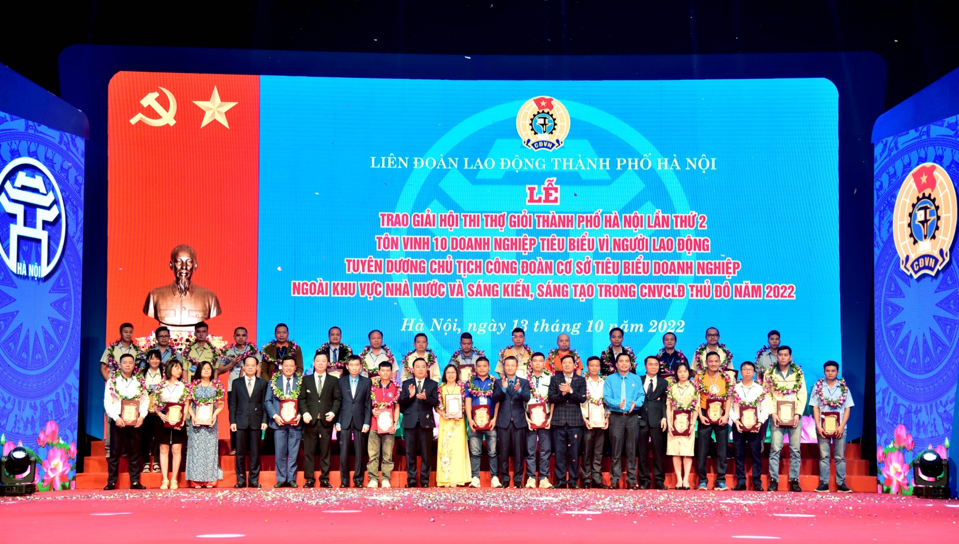 Hà Nội tôn vinh 10 doanh nghiệp tiêu biểu vì người lao động