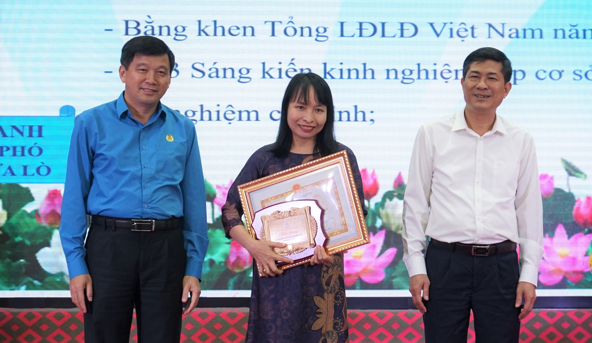 Nghệ An: Tổ chức gặp mặt nữ cán bộ quản lý, chủ tịch công đoàn tiêu biểu