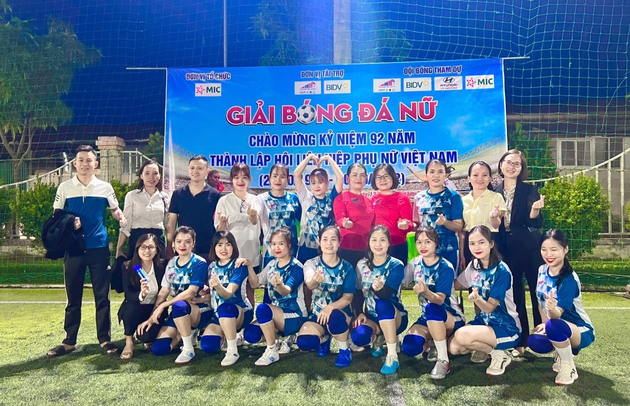 Chương trình giao lưu chúc mừng nhân ngày 20/10 đầy ắp niềm vui