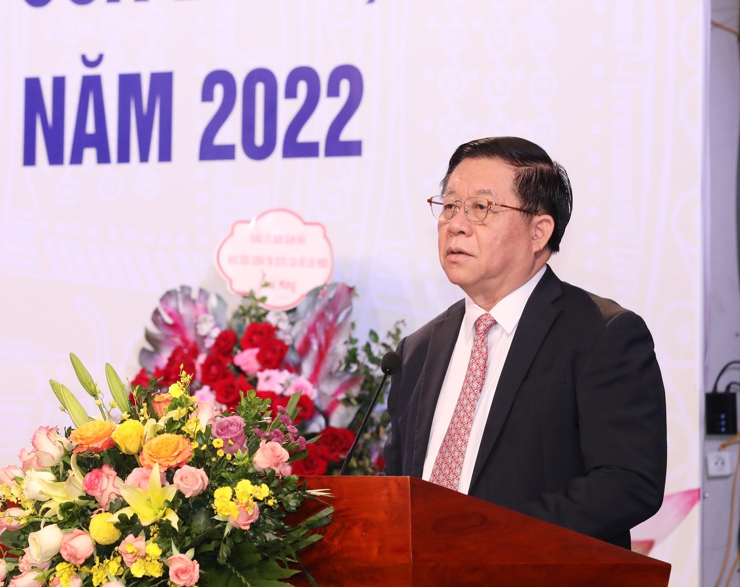 Tổng kết, trao giải Cuộc thi viết chính luận về bảo vệ nền tảng tư tưởng của Đảng Tổng kết, trao giải Cuộc thi viết chính luận về bảo vệ nền tảng tư tưởng của Đảng