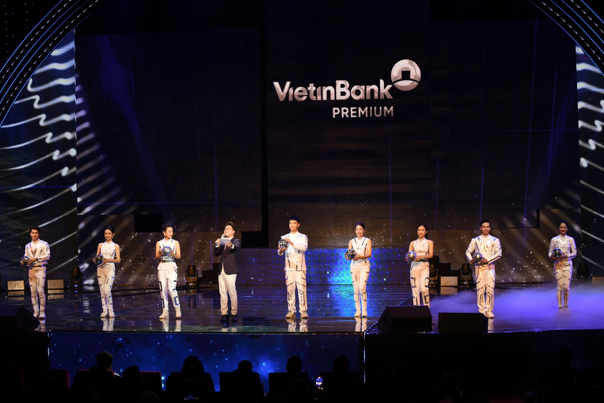VIETINBANK RA MẮT THƯƠNG HIỆU MỚI DÀNH CHO KHÁCH HÀNG ƯU TIÊN