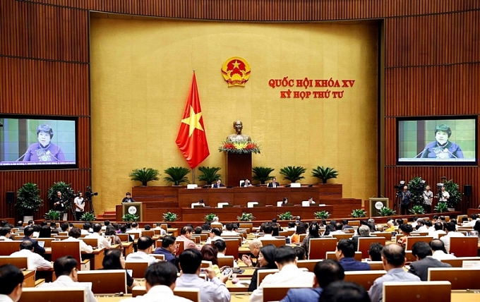 Đại biểu Quốc hội đề nghị cân đối nguồn lực tăng lương cơ sở từ 1/1/2023