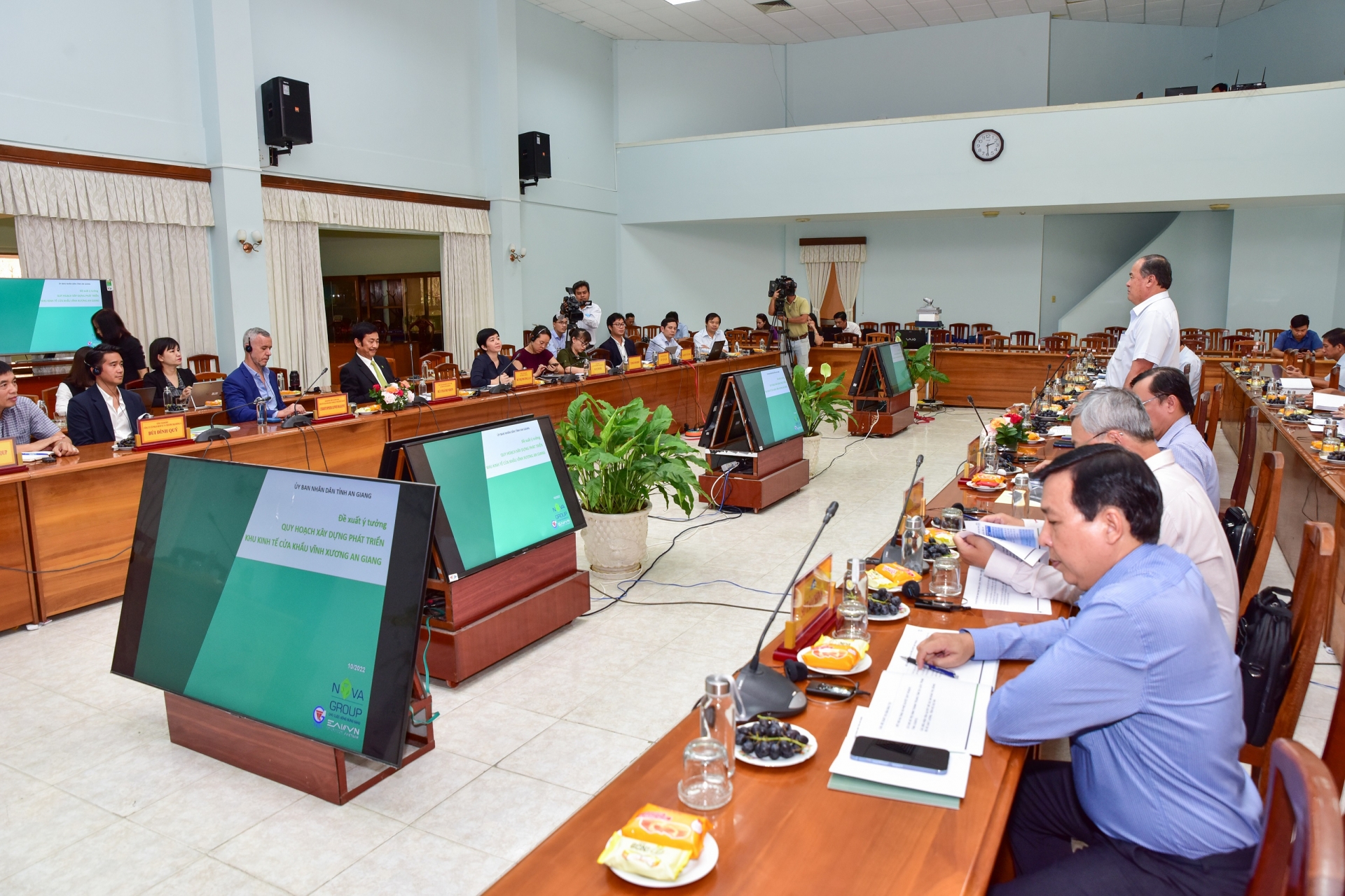 NovaGroup chuyển giao đề án quy hoạch khu kinh tế cửa khẩu Vĩnh Xương cho tỉnh An Giang