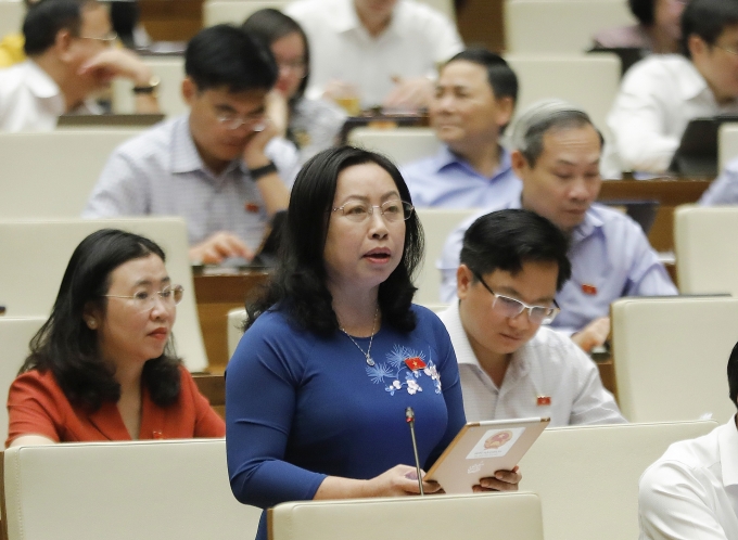 Tăng lương cơ sở sớm nhưng cần kiềm chế lạm phát, kìm giá