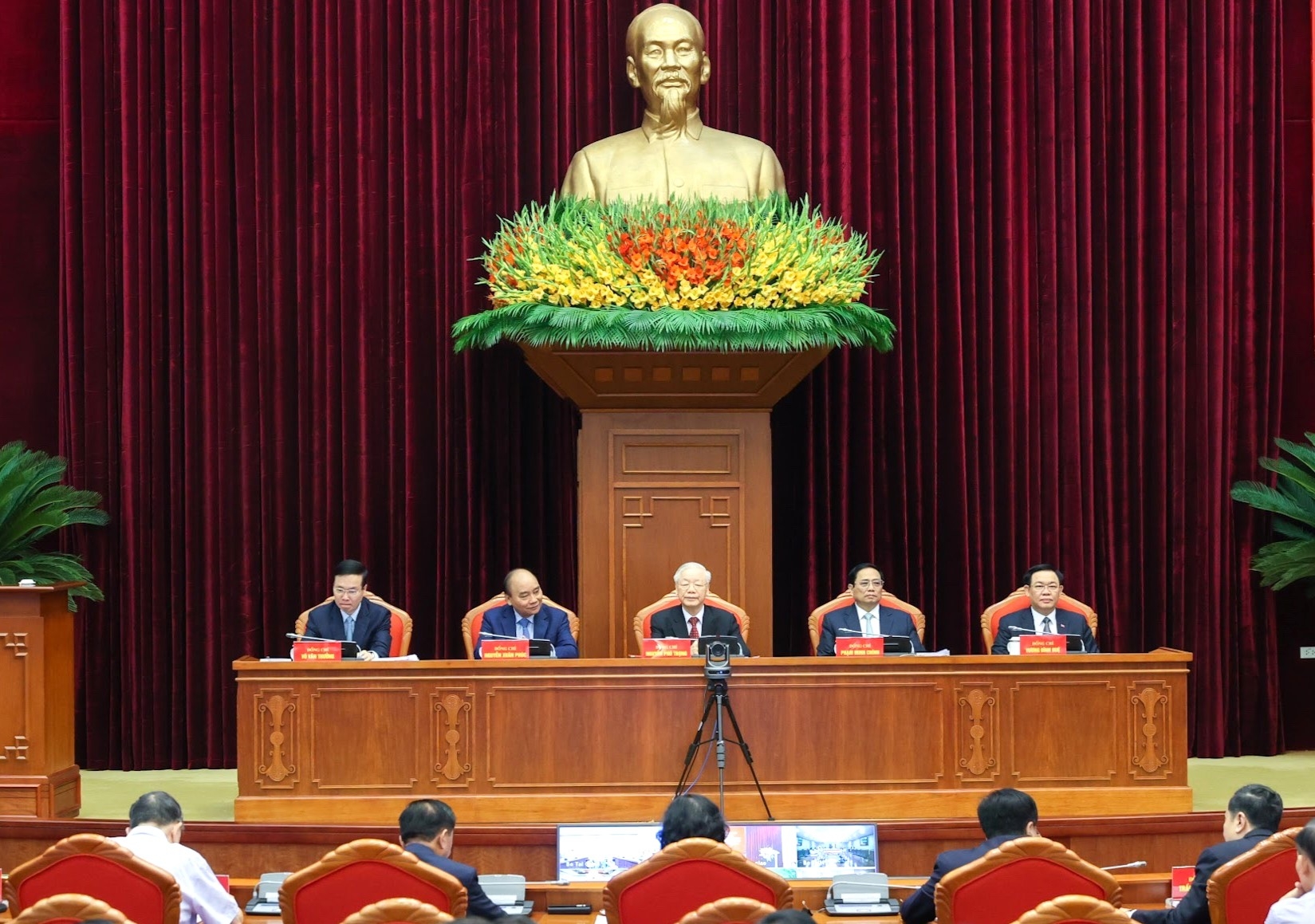 Đông Nam Bộ phải là đầu tàu phát triển của cả nước