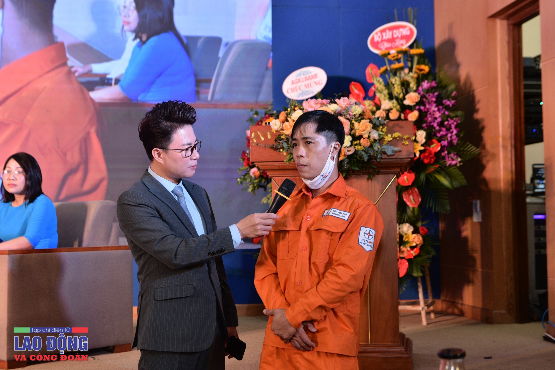 Cuộc thi “Vòng tay Công đoàn”: Những câu chuyện “cổ tích giữa đời thường” Cuộc thi “Vòng tay Công đoàn”: Những câu chuyện “cổ tích giữa đời thường”