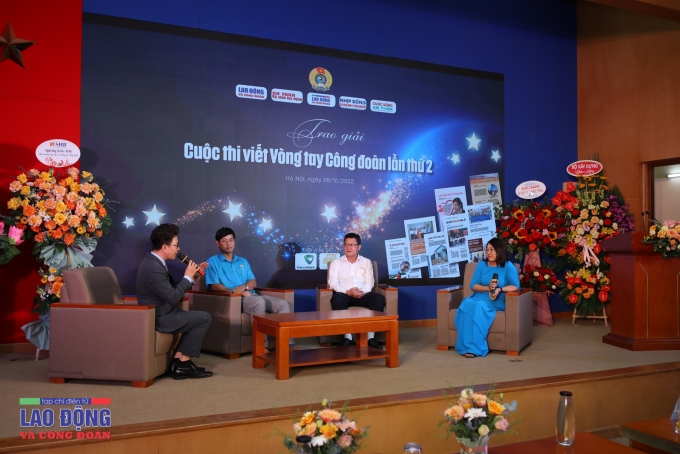 Cuộc thi “Vòng tay Công đoàn”: Những câu chuyện “cổ tích giữa đời thường” Cuộc thi “Vòng tay Công đoàn”: Những câu chuyện “cổ tích giữa đời thường”