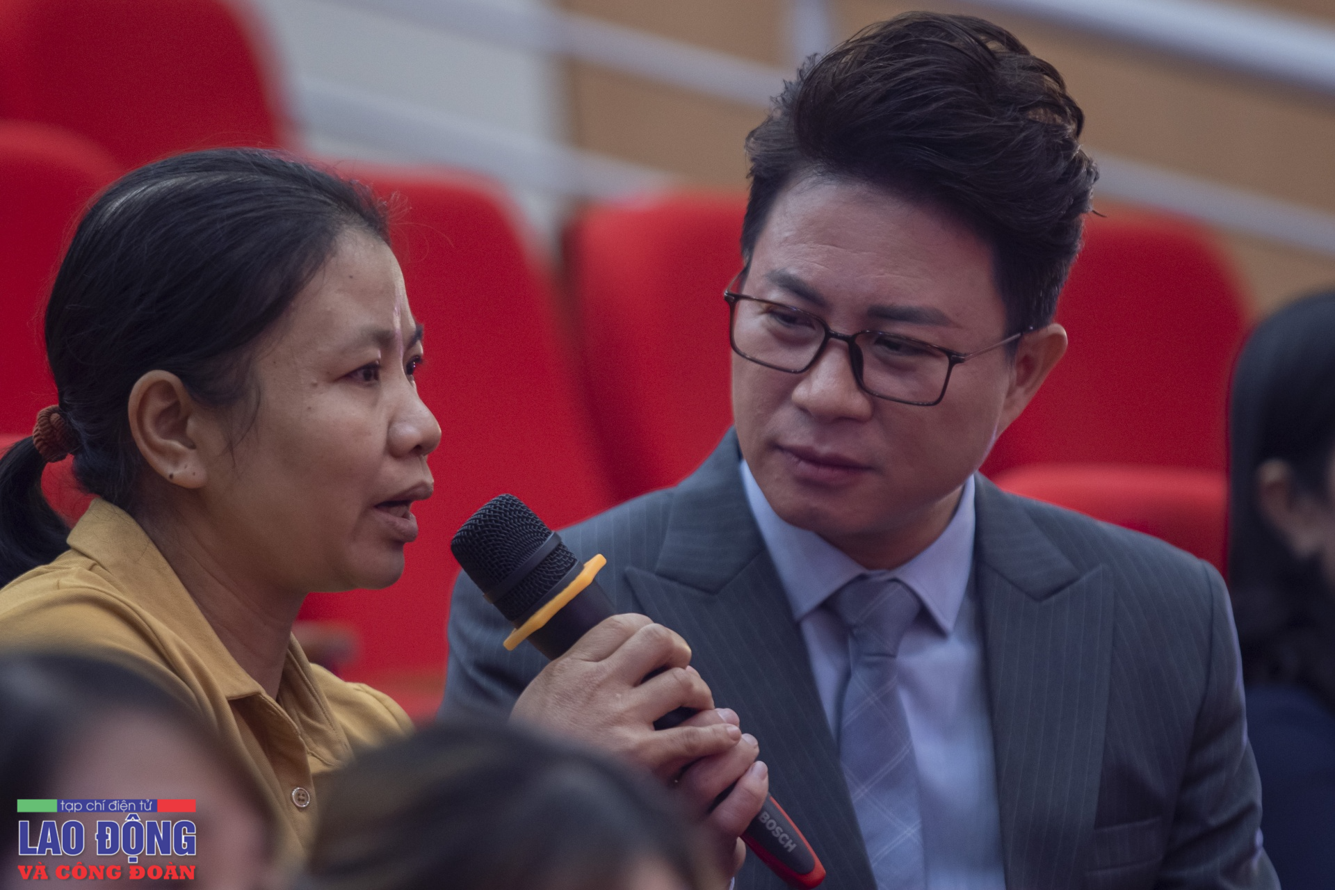 Những khoảnh khắc xúc động tại Lễ trao giải Cuộc thi "Vòng tay Công đoàn" Những khoảnh khắc xúc động tại Lễ trao giải Cuộc thi "Vòng tay Công đoàn"