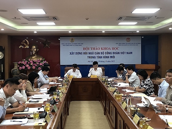 Xây dựng đội ngũ cán bộ công đoàn trong tình hình mới