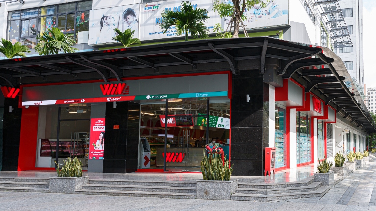 Trải nghiệm liền mạch không gian mua sắm đa tiện ích tại WIN