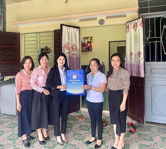 Kết dư quỹ lớn nhưng giải quyết và chi trả chế độ hạn chế Kết dư quỹ lớn nhưng giải quyết và chi trả chế độ hạn chế