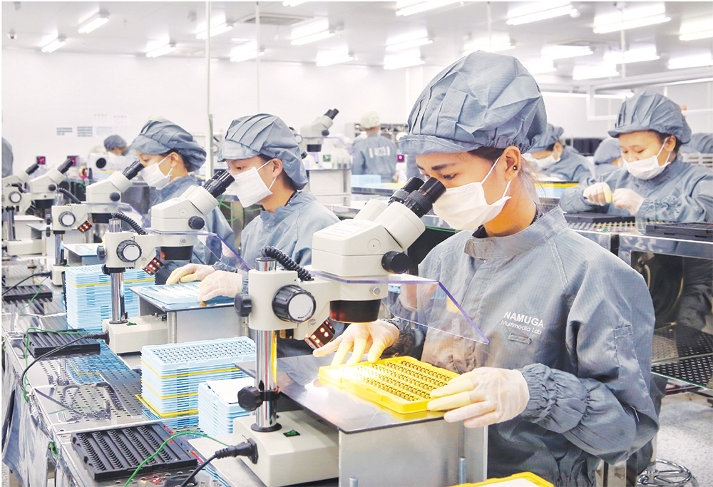 Đề xuất chỉ được rút 8% bảo hiểm xã hội 1 lần khiến người lao động bức xúc, họ cho rằng đề xuất này được thông qua sẽ gây khó khăn cho người lao động. Ảnh: (minh họa) Đề xuất chỉ được rút 8% bảo hiểm xã hội 1 lần khiến người lao động bức xúc, họ cho rằng đề xuất này được thông qua sẽ gây khó khăn cho người lao động. Ảnh: (minh họa)