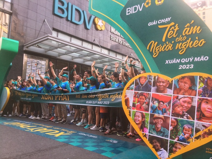 Giải chạy "Tết ấm cho người nghèo" Giải chạy "Tết ấm cho người nghèo"