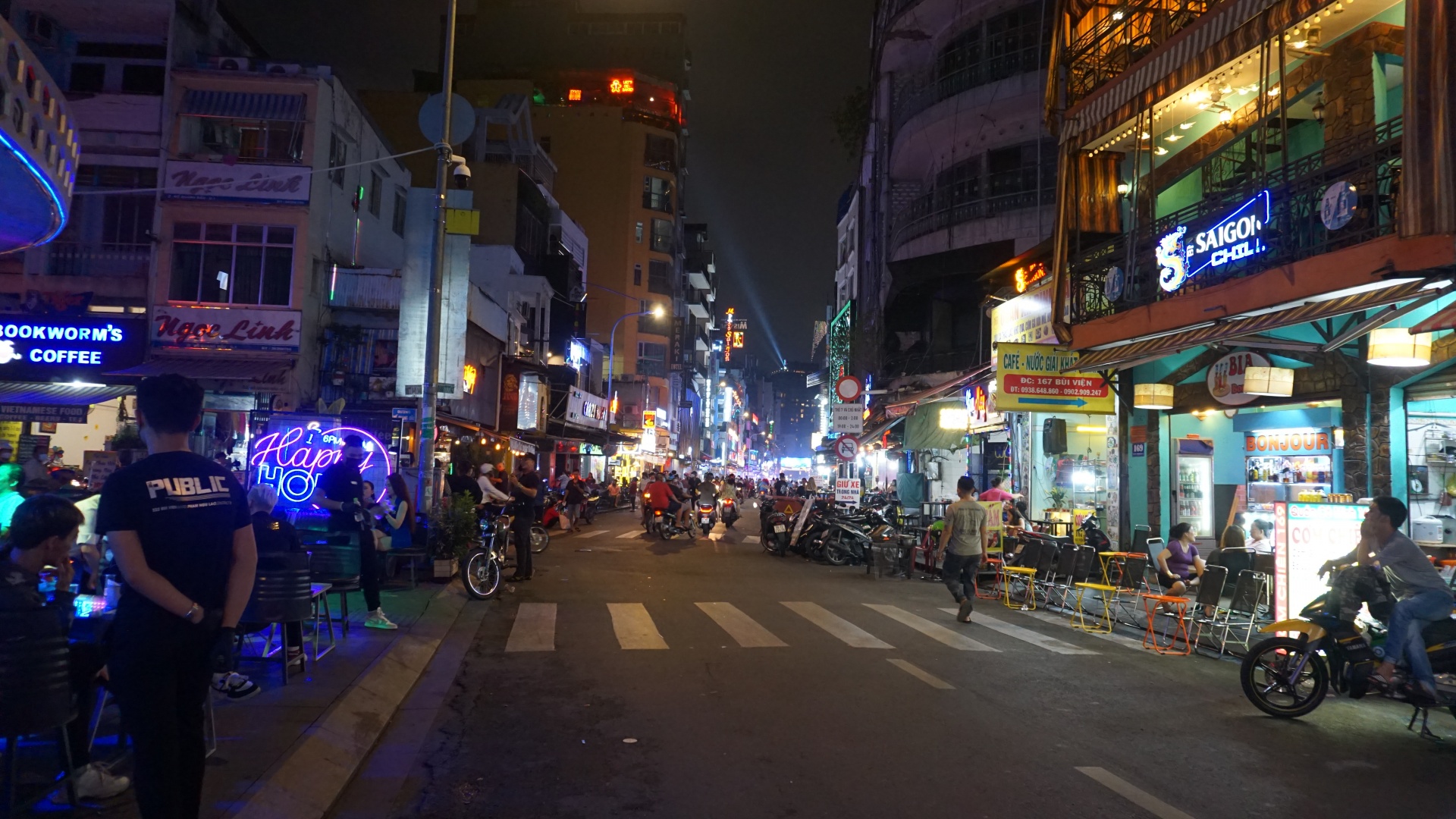 Phát triển dịch vụ kinh tế đêm tại TP.HCM để “khơi mỏ vàng” bị bỏ quên