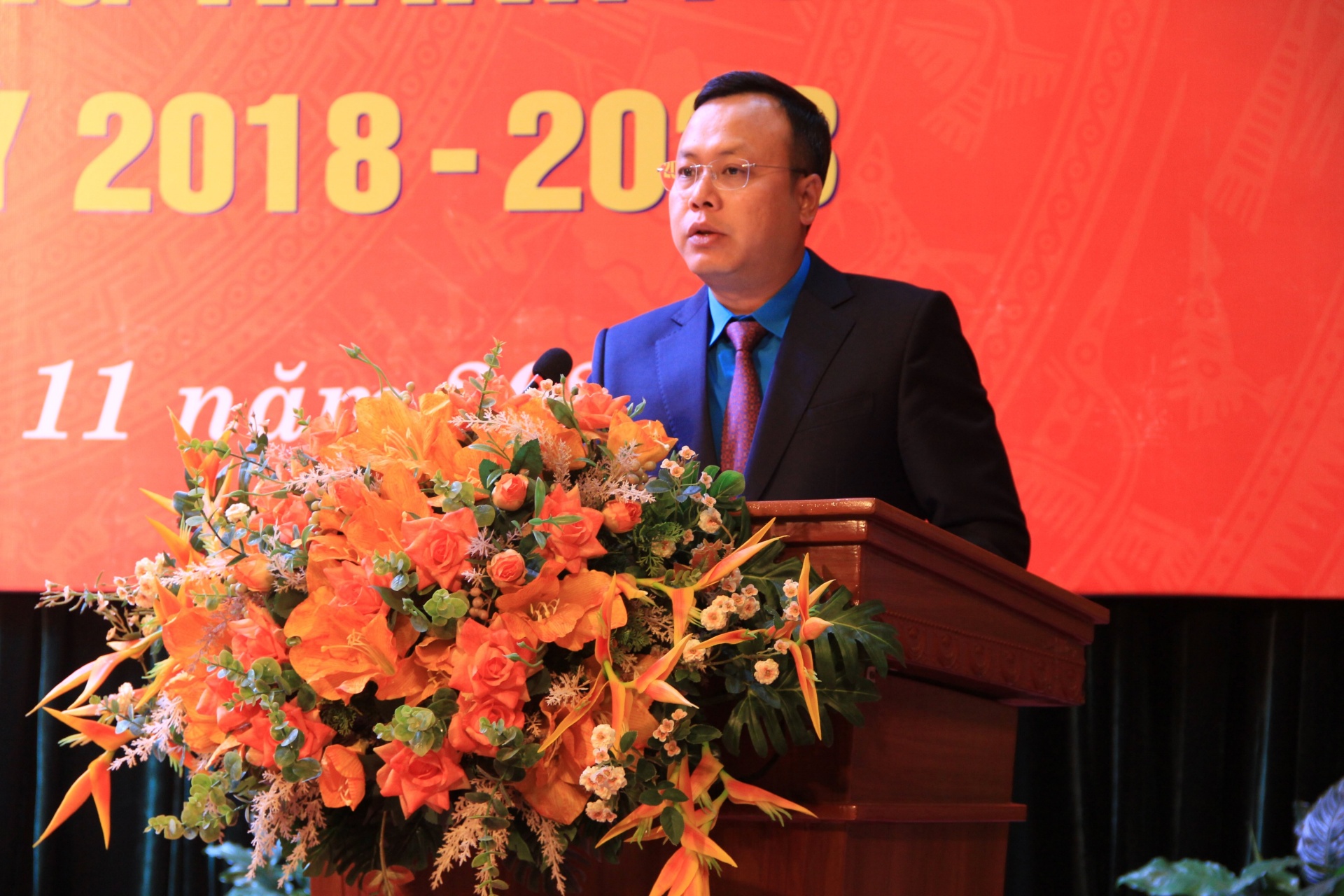 Trao Quyết định công nhận Chủ tịch Liên đoàn Lao động Thành phố Hà Nội