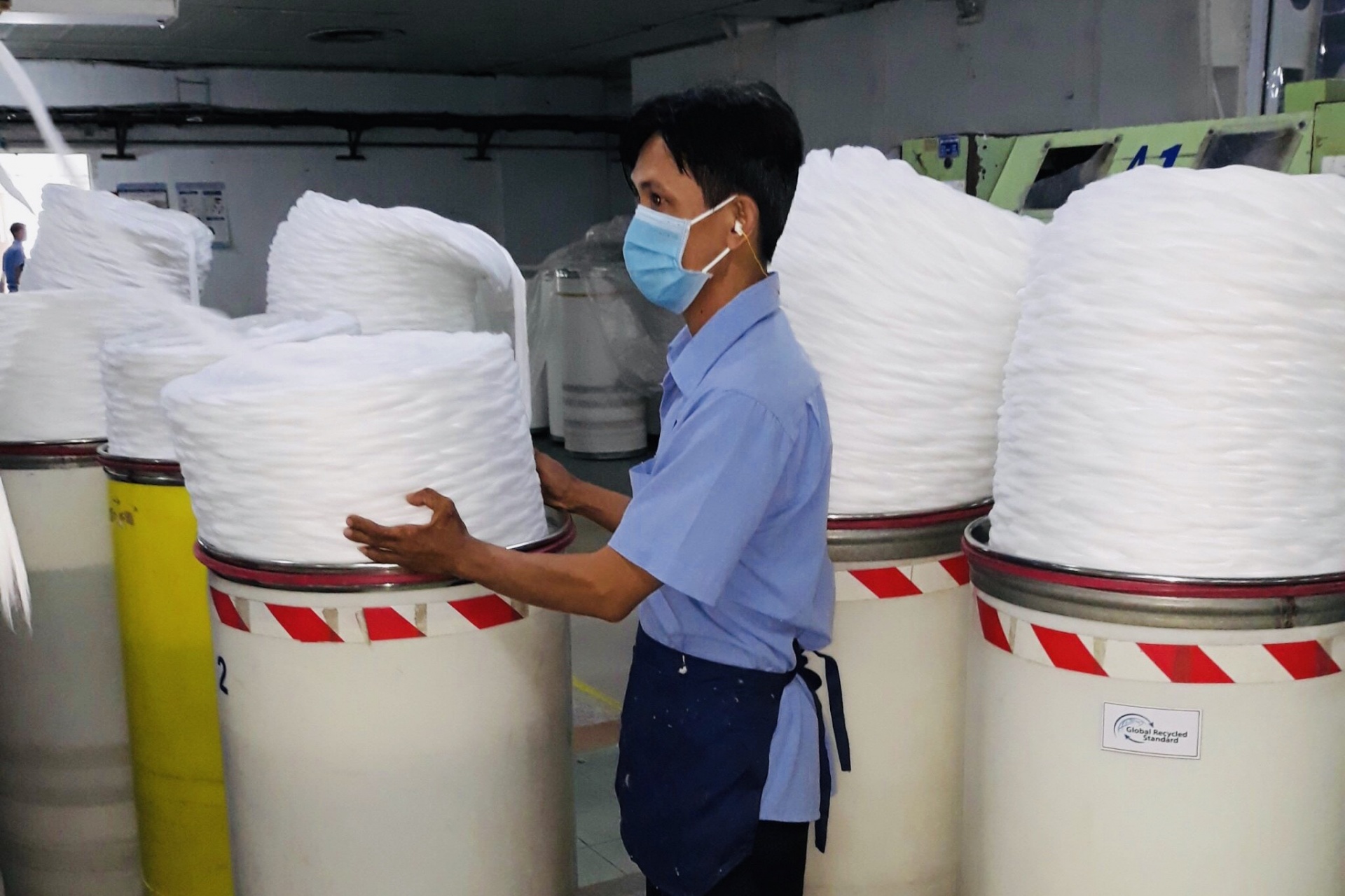 Công đoàn và đồng nghiệp đồng hành cùng công nhân bị tai nạn lao động