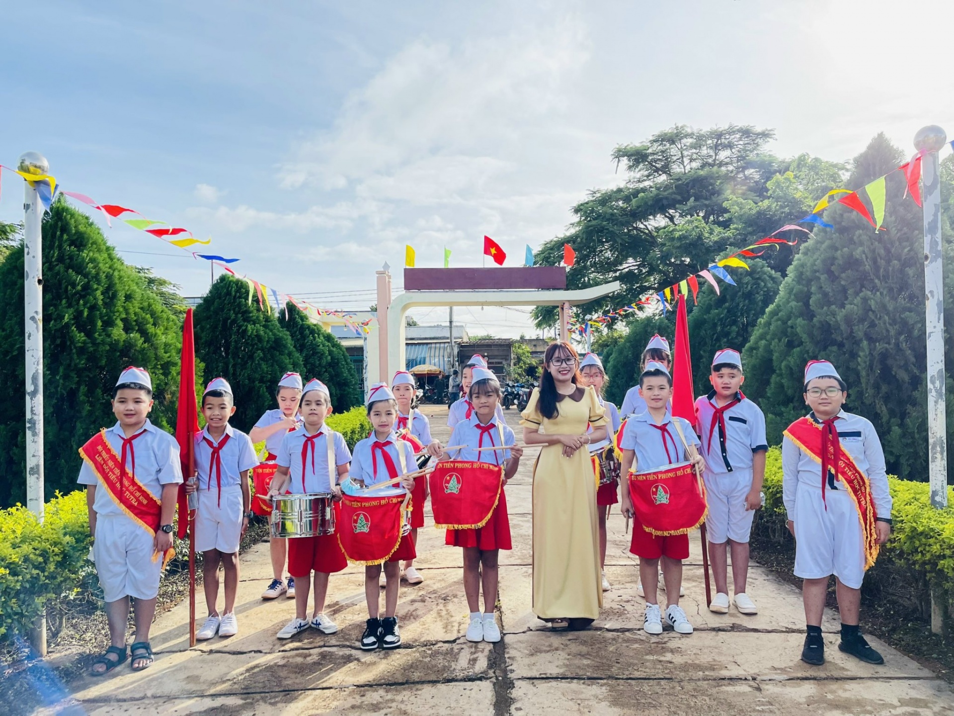 6 năm phấn đấu nỗ lực, đạt Giải thưởng “Nhà giáo trẻ tiêu biểu” cấp Trung ương