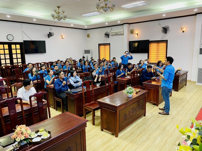 Tập huấn nâng cao năng lực công tác truyền thông cho cán bộ công đoàn năm 2022