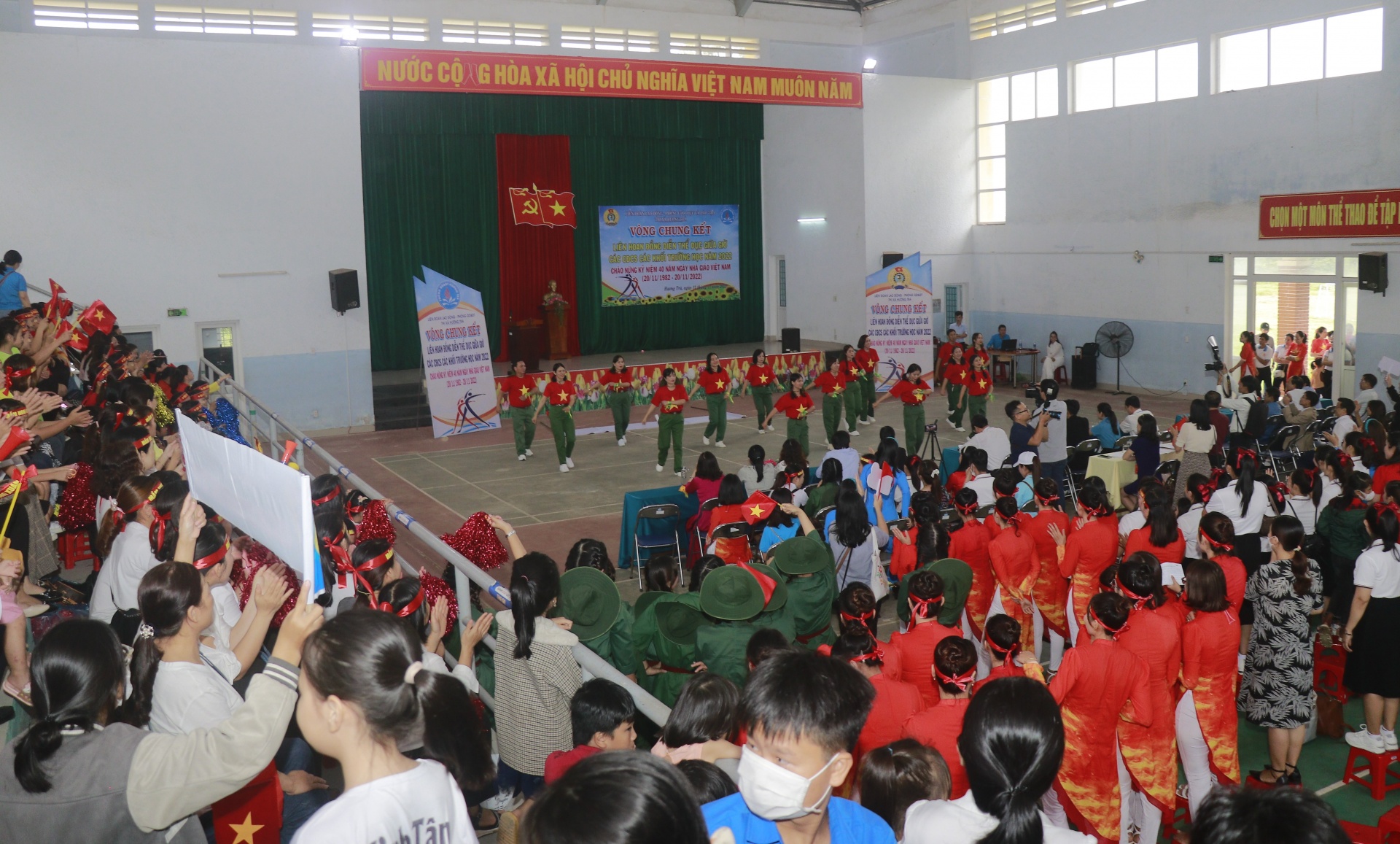 Thị xã Hương Trà: Sôi động Liên hoan đồng diễn thể dục giữa giờ