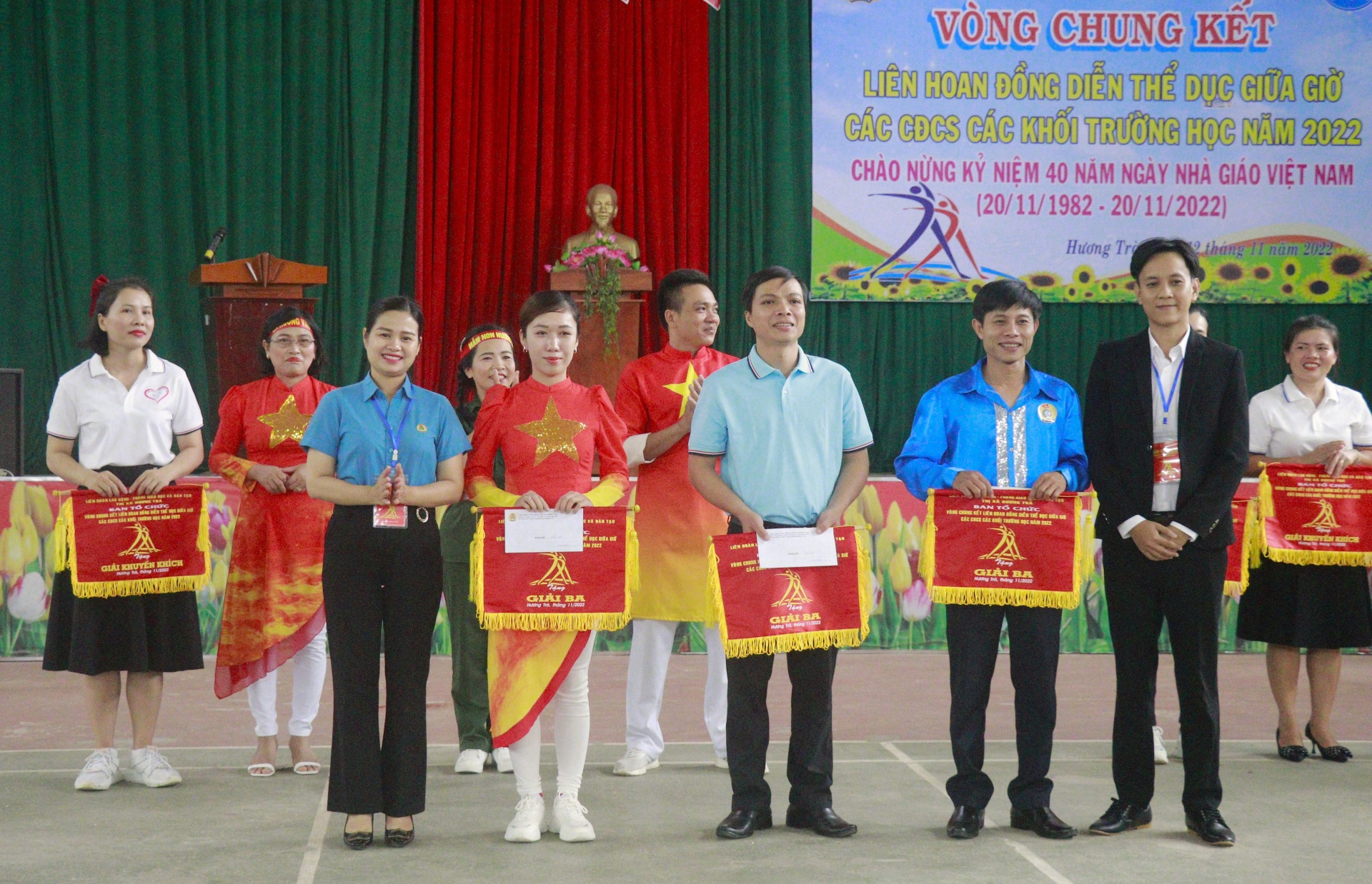 Thị xã Hương Trà: Sôi động Liên hoan đồng diễn thể dục giữa giờ