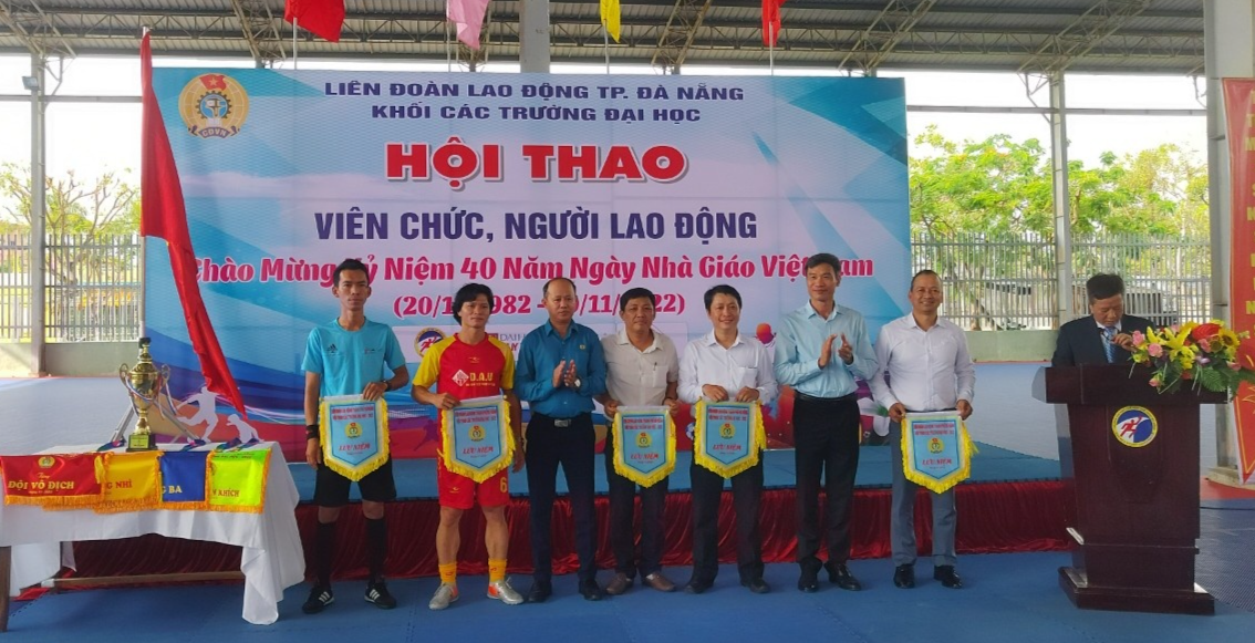 LĐLĐ TP Đà Nẵng: Tổ chức Hội thao chào mừng kỷ niệm 40 năm Ngày Nhà giáo Việt Nam LĐLĐ TP Đà Nẵng: Tổ chức Hội thao chào mừng kỷ niệm 40 năm Ngày Nhà giáo Việt Nam