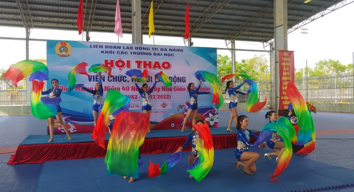 LĐLĐ TP Đà Nẵng: Tổ chức Hội thao chào mừng kỷ niệm 40 năm Ngày Nhà giáo Việt Nam LĐLĐ TP Đà Nẵng: Tổ chức Hội thao chào mừng kỷ niệm 40 năm Ngày Nhà giáo Việt Nam