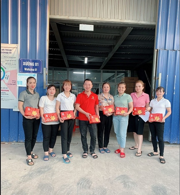 Công nhân làm việc tốt có thể "nhân đôi" thu nhập hằng tháng Công nhân làm việc tốt có thể "nhân đôi" thu nhập hằng tháng