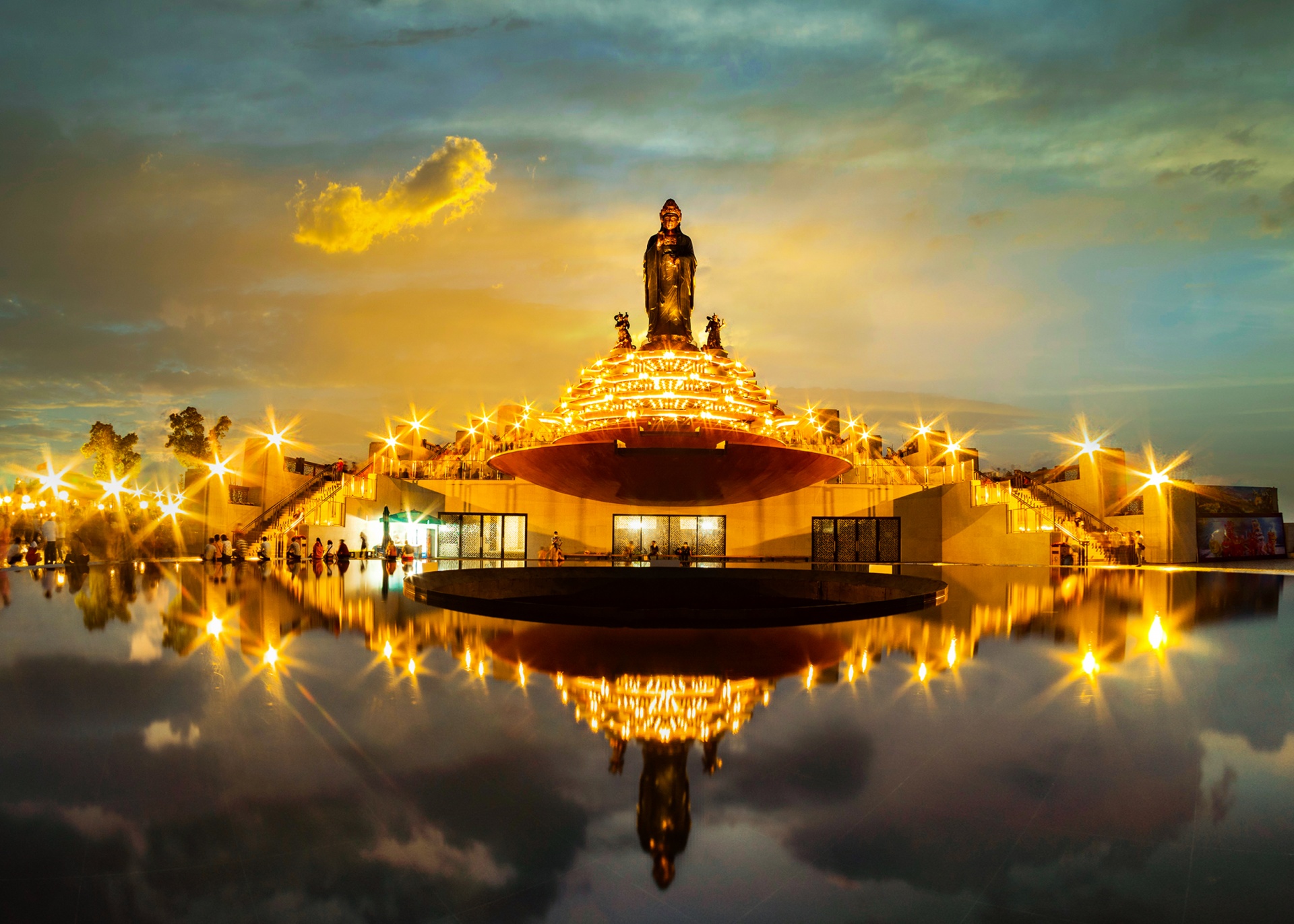 Dấu ấn 15 năm làm đẹp những vùng đất của Sun Group