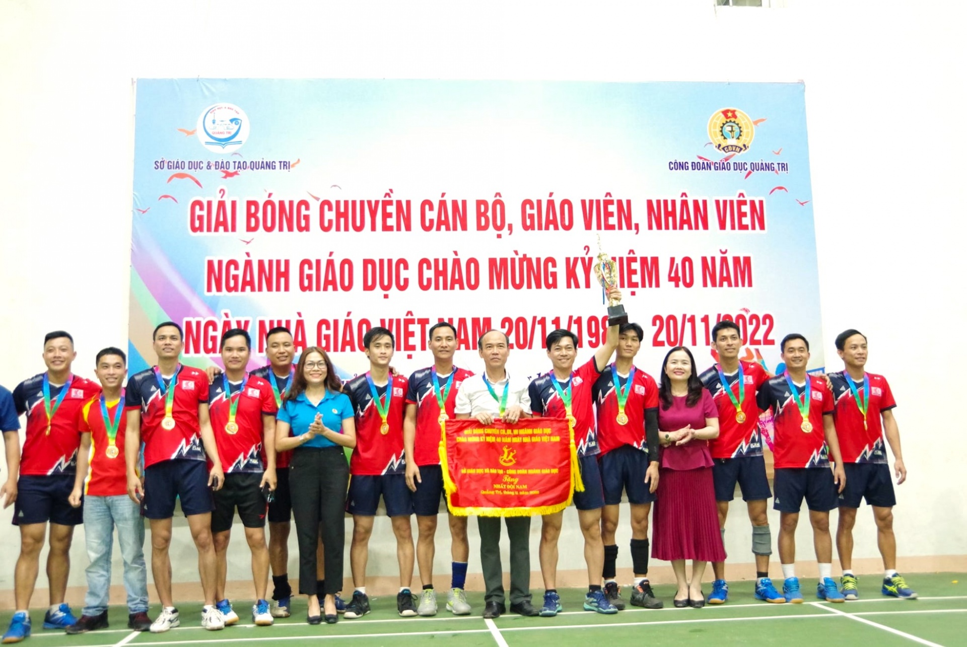 Giải bóng chuyền ngành Giáo dục Quảng Trị: Sôi động, hấp dẫn